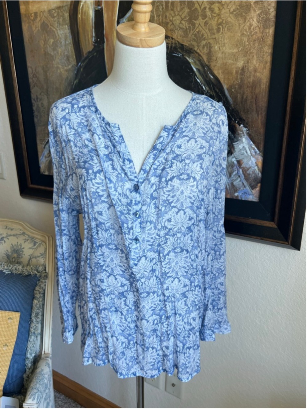 Women's grand & greene Blue White Floral Blouse L - Picture 2 of 5